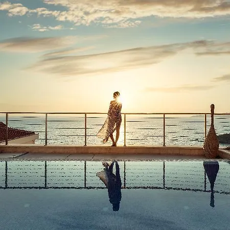 Ananti Resort, Residences & Beach Club Hotell